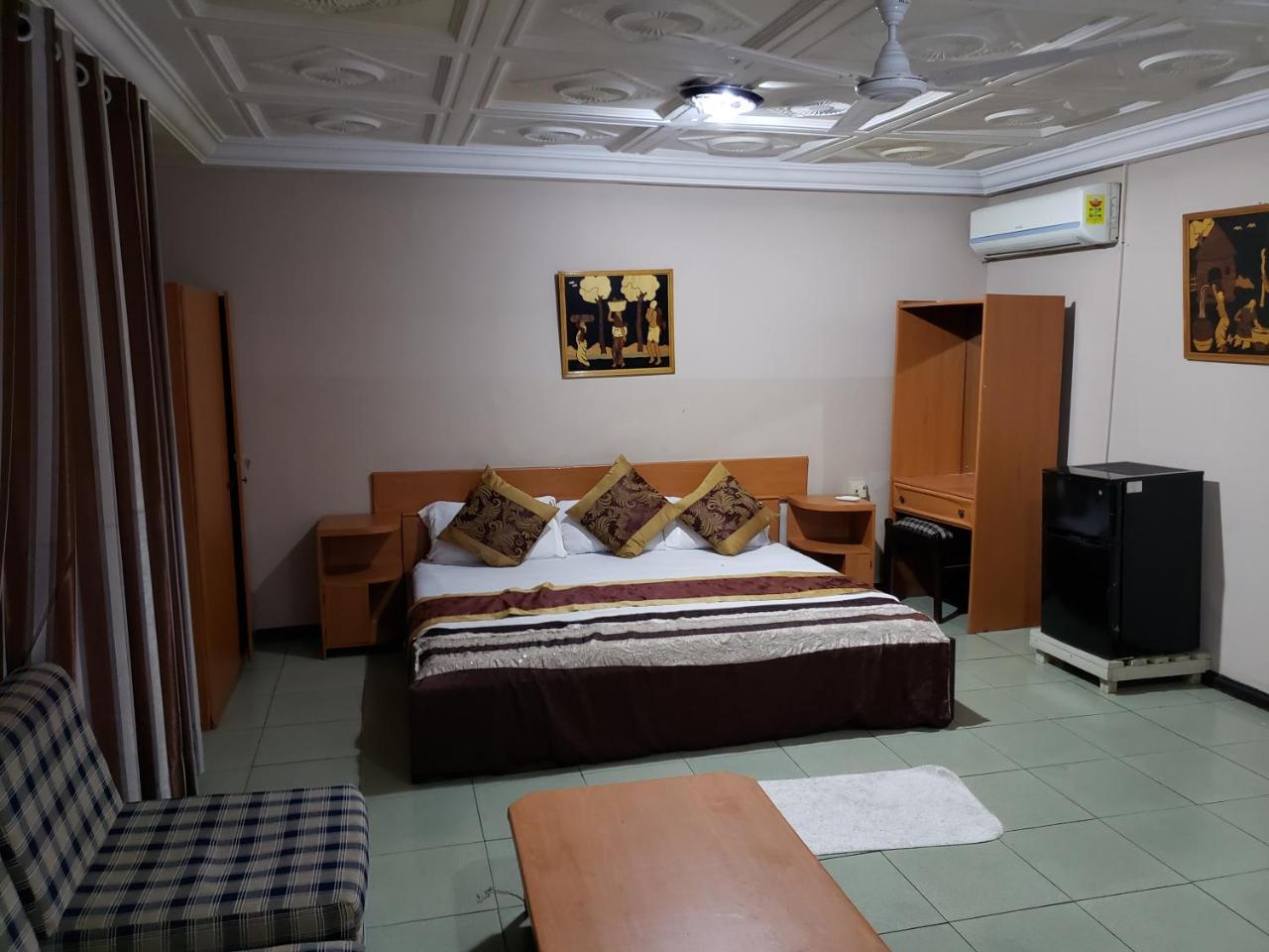 Global Summer Hotel Аккра Екстер'єр фото